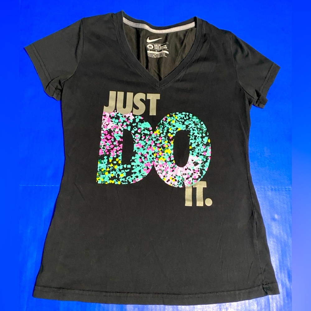 Nike Women's Black Tee with Colorful Just Do It Graphic Size M Slim Fit